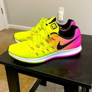 EUC - Nike Zoom Pegasus 33 Men’s Size 12 - neon yellow, bright pink